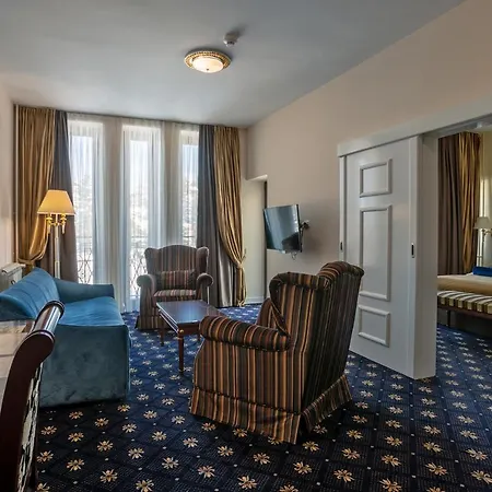 A - Grand&sky Tornik 호텔 5*
