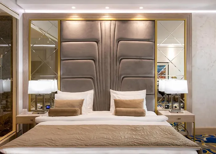 فندق A - Grand&sky Tornik