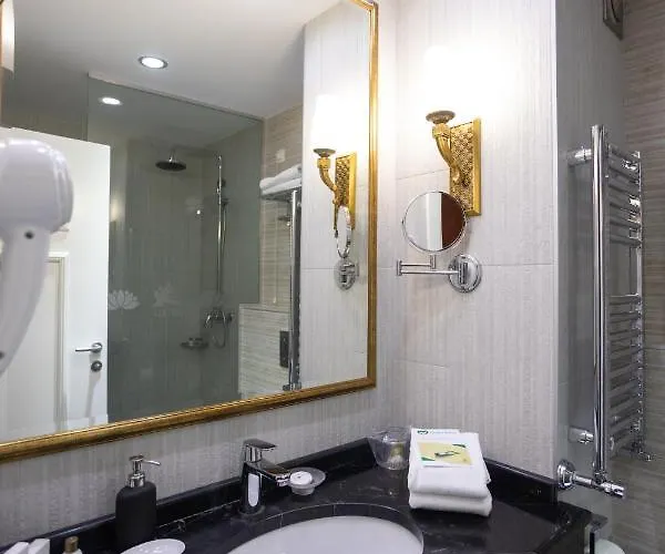 فندق A - Grand&sky Tornik زلاتيبور