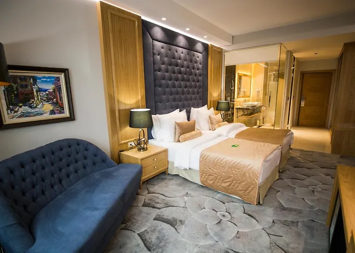 فندق A - Grand&sky Tornik زلاتيبور